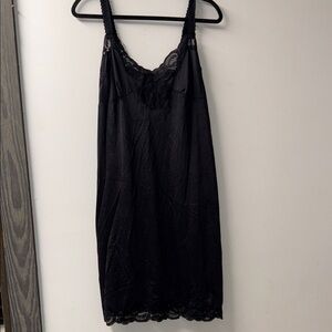 Bali Elegant Black Lace Chemise